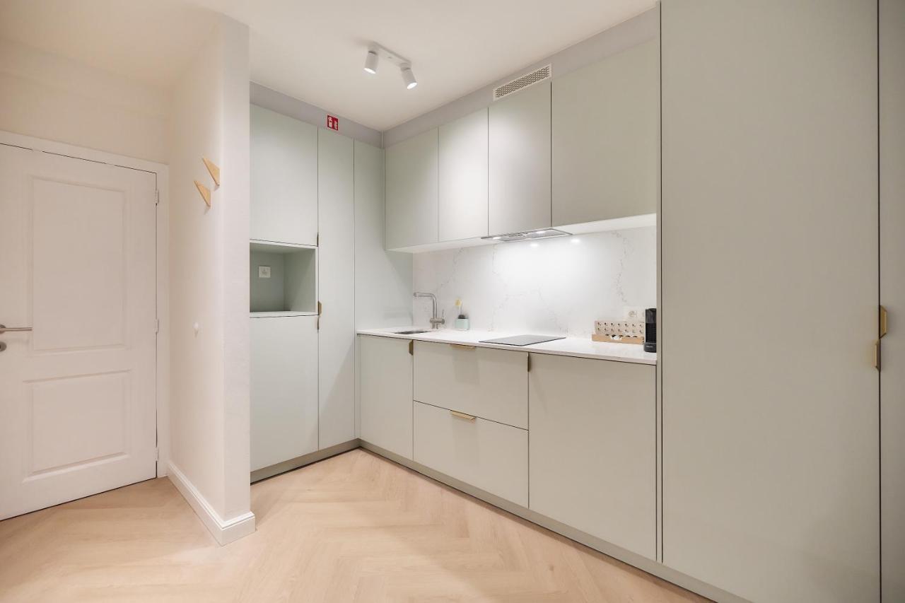 Studio By Juliz - Top Location At The Beach & In City Center! Ostenda Zewnętrze zdjęcie